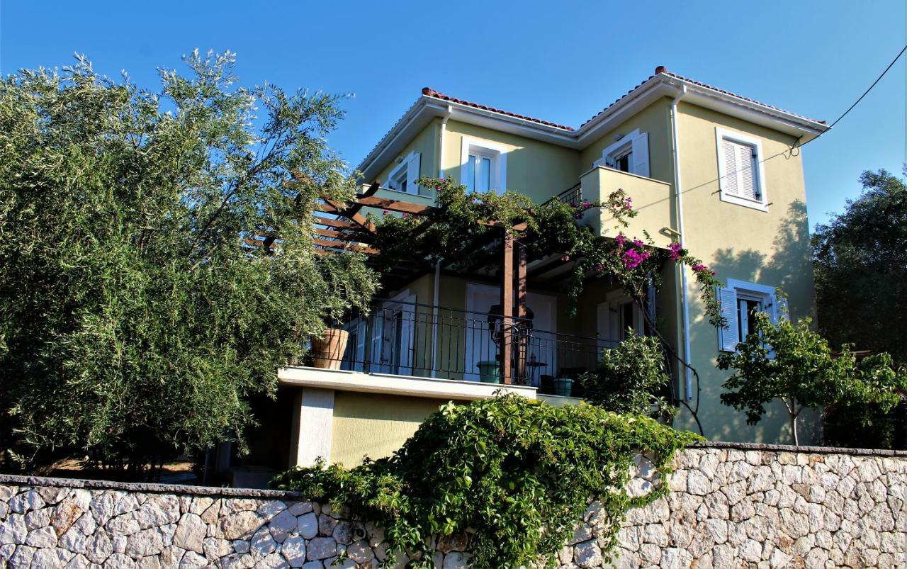 فيلا Cinema Themed House In Argostoli المظهر الخارجي الصورة