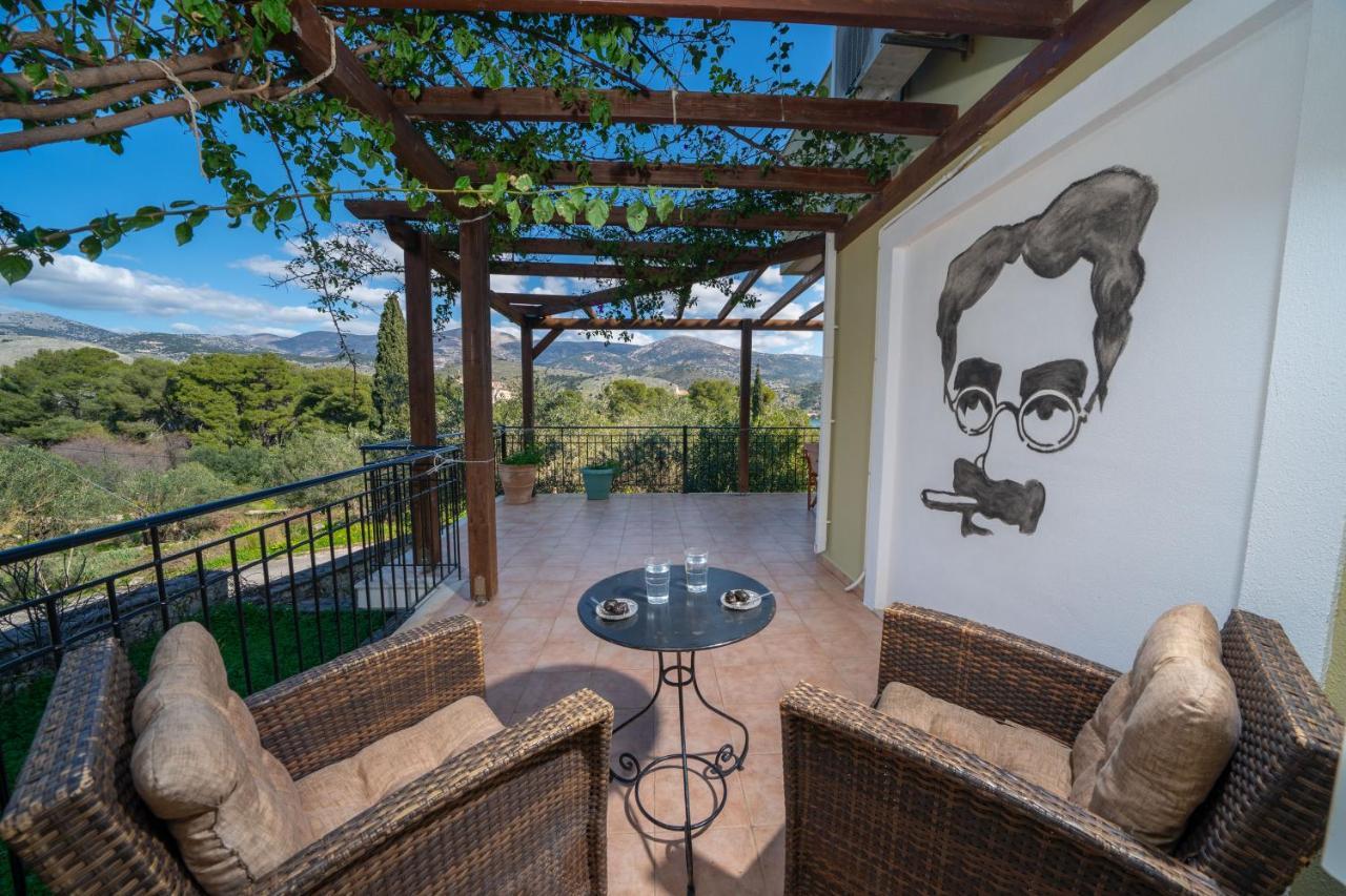 فيلا Cinema Themed House In Argostoli المظهر الخارجي الصورة