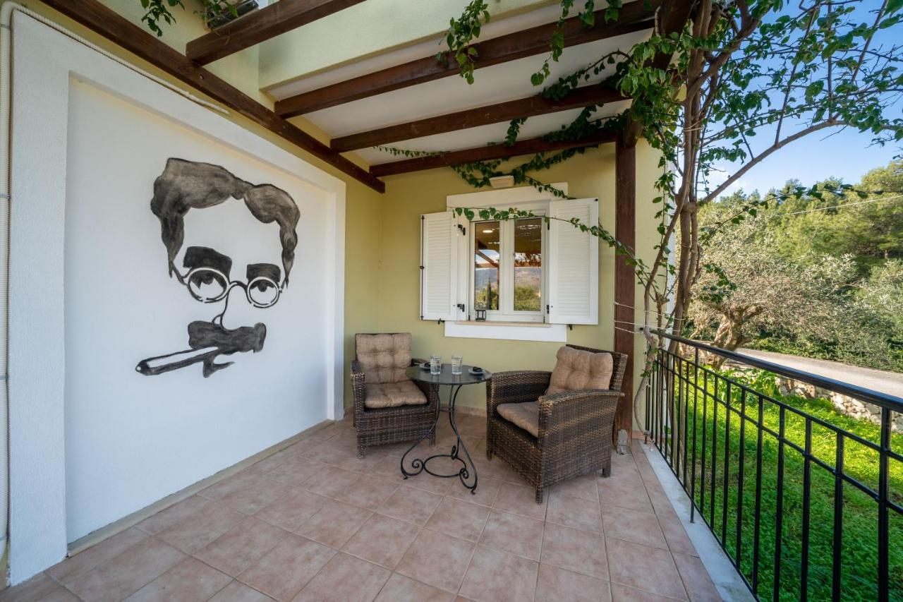 فيلا Cinema Themed House In Argostoli المظهر الخارجي الصورة