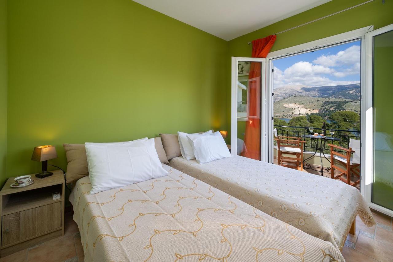 فيلا Cinema Themed House In Argostoli المظهر الخارجي الصورة
